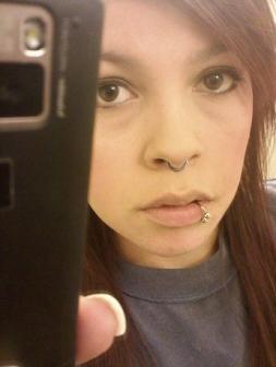 beauteous-lip-piercing-for-young-girls