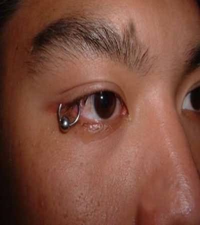 Silver Bead Ring Eyelid Piercing